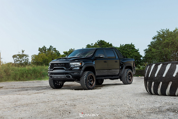 Фото дисков Anrky AN36-S Черный сатин на Ram 1500 V