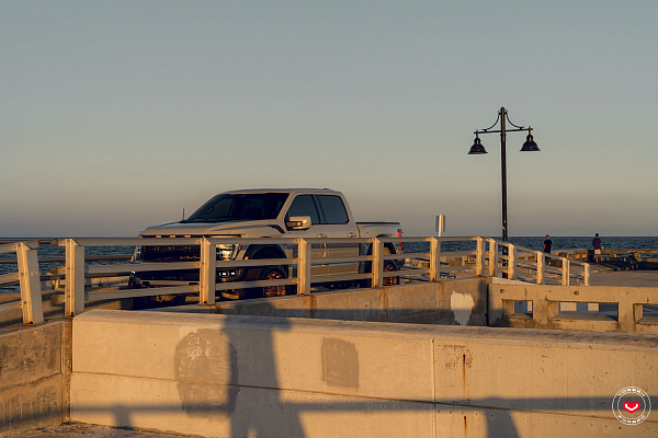 Фото дисков Vossen LCX-03 Сатиновая медь на GMC Sierra IV