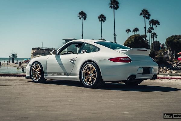 Фото дисков HRE S101 Глянцевое золото на Porsche 911 VI
