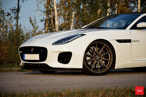 Фото дисков Vossen HF-3 Сатиновая бронза на Jaguar F-Type