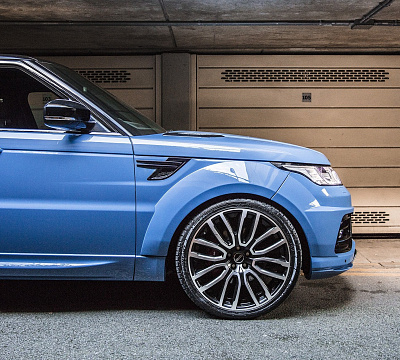 Фото дисков Kahn Pace Car на Range Rover Sport II