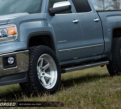 Фото дисков BC Forged LE61 // MLE61 на GMC Sierra III