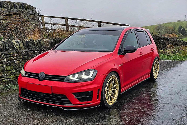 Фото дисков Bola FP3 Глянцевое золото на Volkswagen Golf VII