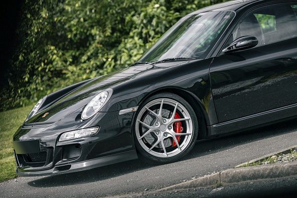 Фото дисков Bola FP2 Сатиновый лак на Porsche 911 VI