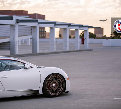 Фото дисков HRE 501 на Bugatti Veyron