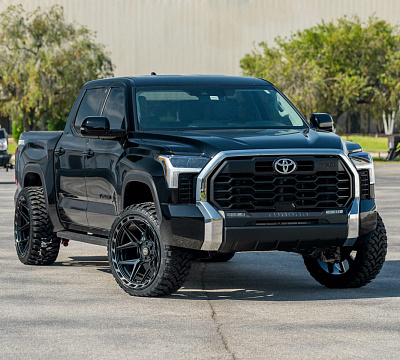Фото дисков 4PLAY 4P55 на Toyota Tundra III