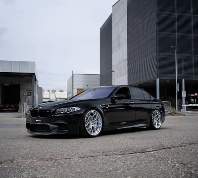 Фото дисков ST Wheels ST21.2 на BMW 5/M5 (F10)