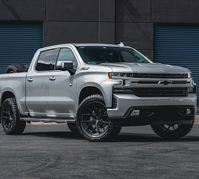 Фото дисков Vossen HF6-4 на Chevrolet Silverado IV