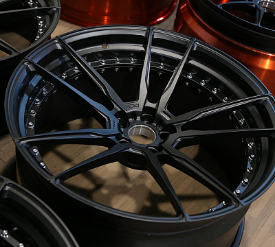 ADV.1 ADV5.2 M.V2 CS