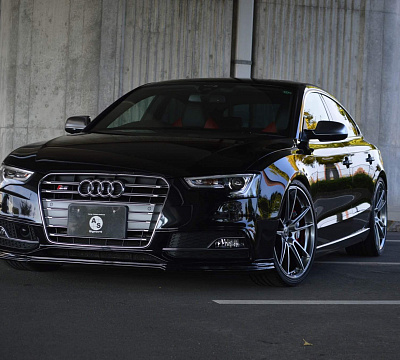 Фото дисков HRE FF04 на Audi A/S/RS 5 (F5)