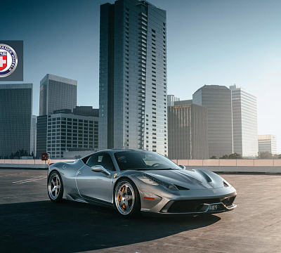 Фото дисков HRE 305 на Ferrari 458