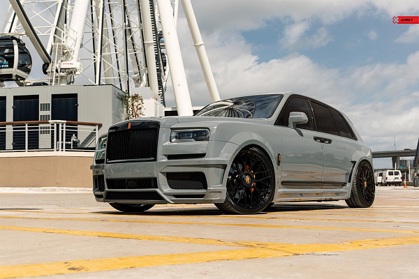 Фото дисков Anrky AN20 Черный глянец на Rolls-Royce Cullinan