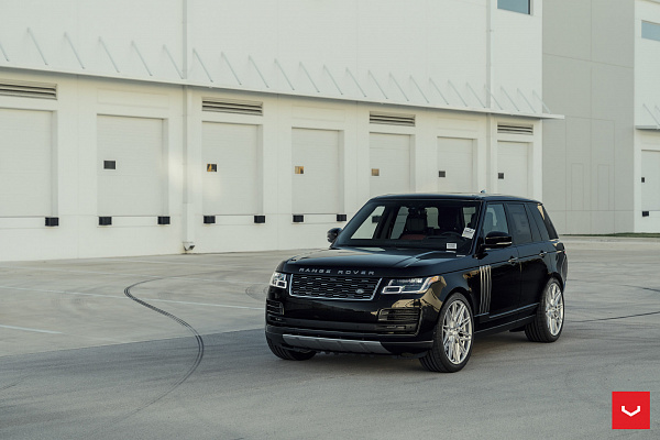 Фото дисков Vossen HF-7 Серебро на Range Rover IV