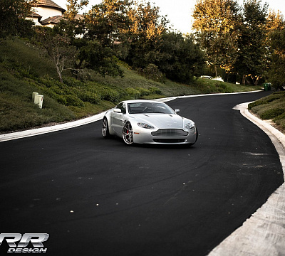 Фото дисков MRR FS06 на Aston Martin Vantage 3