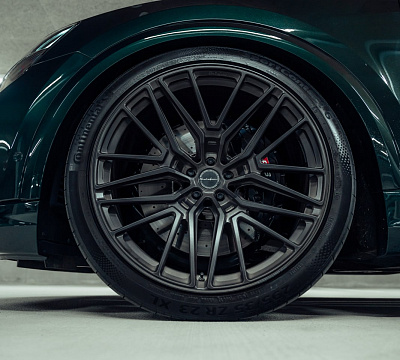 Фото дисков Brixton Forged VL4 на Audi Q8
