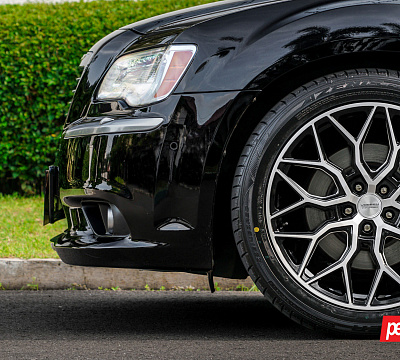 Фото дисков Vossen HF-2 на Chrysler 300 II