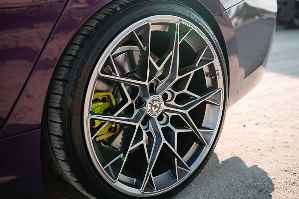 Фото дисков HRE FF10 Серебро на BMW 3/M3 (G2x/G80)