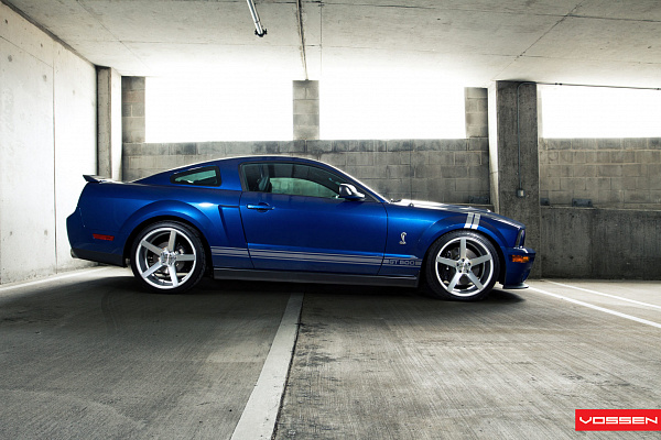 Фото дисков Vossen CV3 Серебро на Ford Mustang V