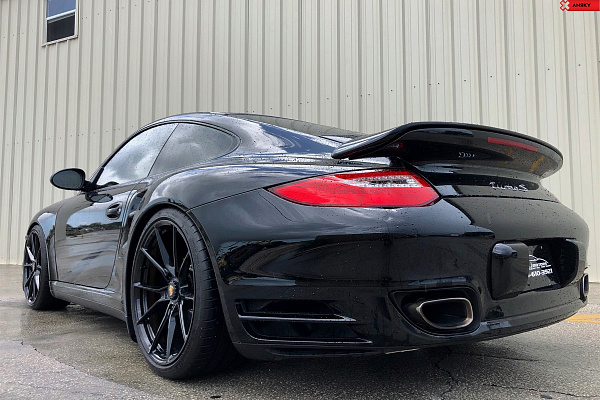 Фото дисков Anrky AN12 Черный глянец на Porsche 911 VI