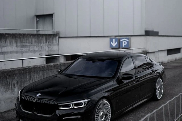 Фото дисков ST Wheels ST2 Черный глянец на BMW 7 (G11/G12)