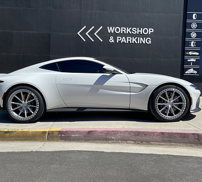 Фото дисков CEC C111 на Aston Martin Vantage 4
