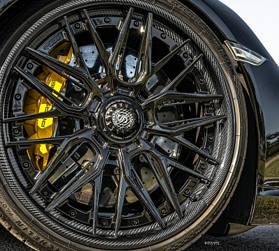 Фото дисков Strasse Wheels SV10M-RS Deep Concave FS на Porsche 911 VII