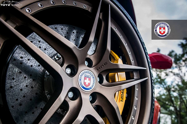 Фото дисков HRE S107 Сатиновая бронза на Ferrari 458