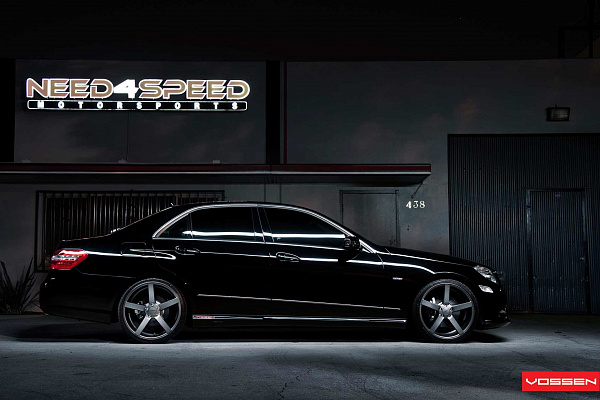 Фото дисков Vossen CV3 Сатиновый графит на Mercedes-Benz E-Class (W212, S212, C207)