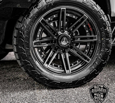 Фото дисков 4PLAY 4P08 на GMC Hummer EV