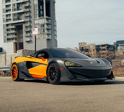 Фото дисков Brixton Forged FDE11 Aerotech на McLaren 600