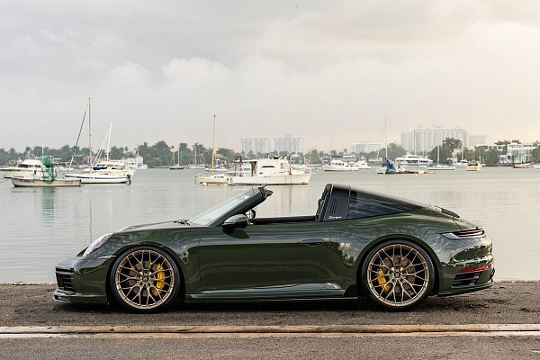 Фото дисков Anrky AN10 Глянцевое темное золото на Porsche 911 VIII