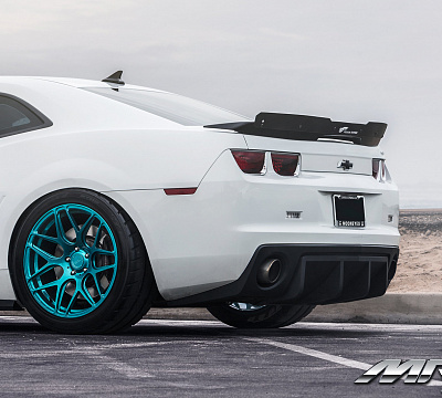 Фото дисков MRR FS01 на Chevrolet Camaro V