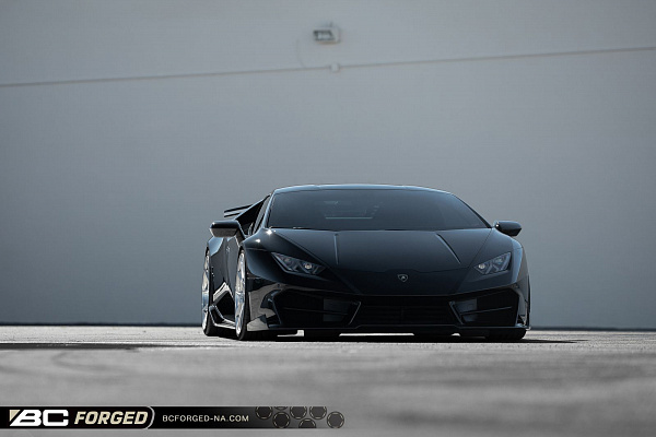 Фото дисков BC Forged HCA165 Глянцевый лак на Lamborghini Huracan