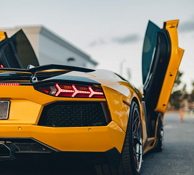 Фото дисков HRE S111SC на Lamborghini Aventador