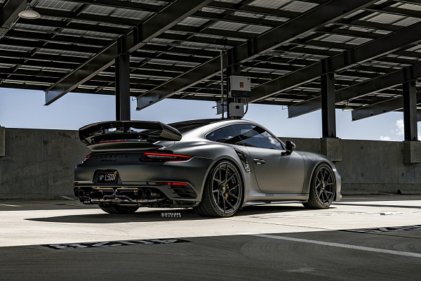 Фото дисков Strasse Wheels SM5RT Deep Concave Duoblock Черный сатин на Porsche 911 VII