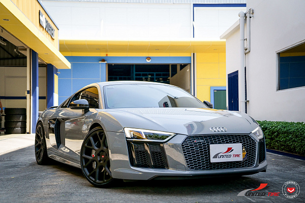 Фото дисков Vossen CG-204 Черный матовый на Audi R8 (4S)