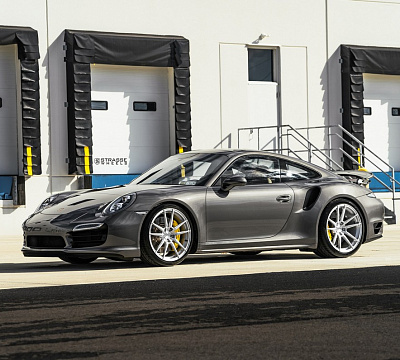 Фото дисков Strasse Wheels SV1 Deep Concave Monoblock на Porsche 911 VII