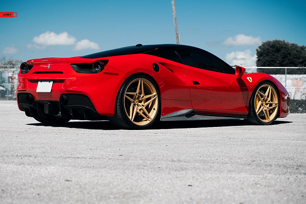 Фото дисков Anrky S1-X3 Сатиновое золото на Ferrari 488