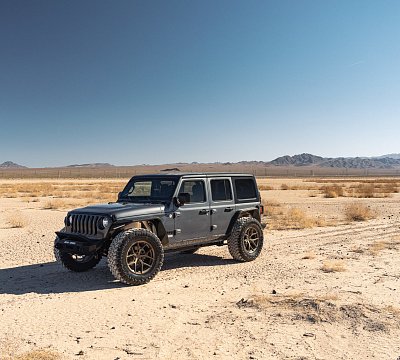 Фото дисков Vossen HF-5 на Jeep Wrangler IV (JL)