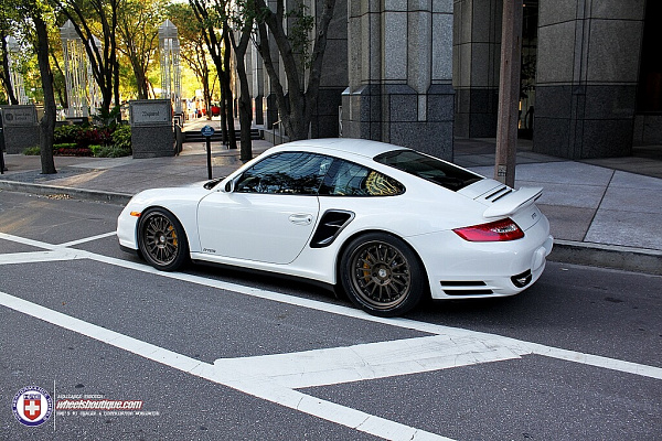 Фото дисков HRE C109 Сатиновая бронза на Porsche 911 VI