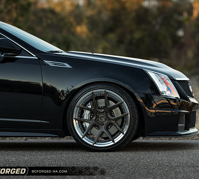 Фото дисков BC Forged HCS02 на Cadillac CTS II