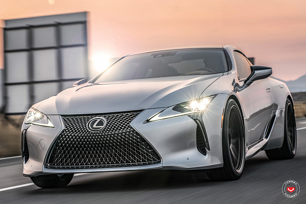 Фото дисков Vossen M-X1 Черный глянец на Lexus LC 500
