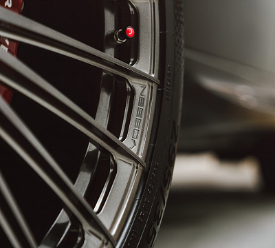 Фото дисков Vossen S17-13 на Land Rover Range Rover Sport II