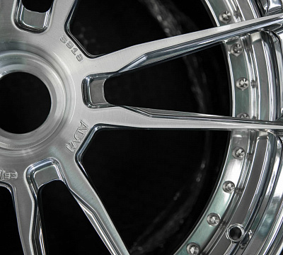 ADV.1 ADV5.2 M.V2 CS