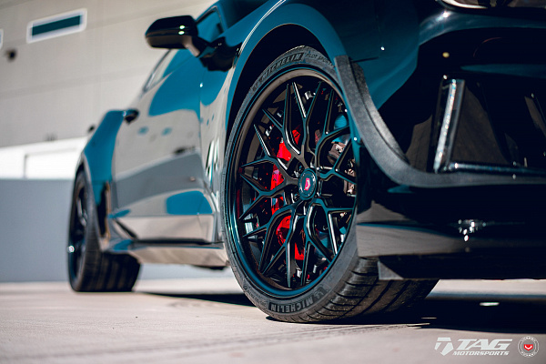 Фото дисков Vossen S17-01 (3-Piece) Черный сатин на Chevrolet Camaro VI