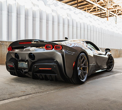 Фото дисков Brixton Forged CM5-RS на Ferrari SF90