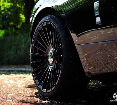 Фото дисков Vossen S17-13 на Rolls-Royce Wraith