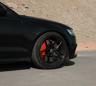 Фото дисков HRE FF11 на Audi A/RS 6 (C7)