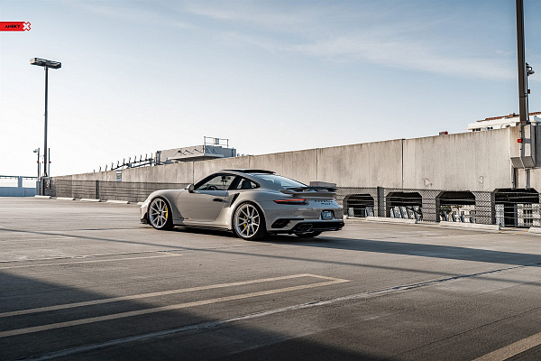Фото дисков Anrky AN12 Глянцевый лак на Porsche 911 VII