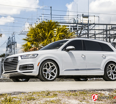 Фото дисков Vossen CG-205 на Audi Q7 (4M)
